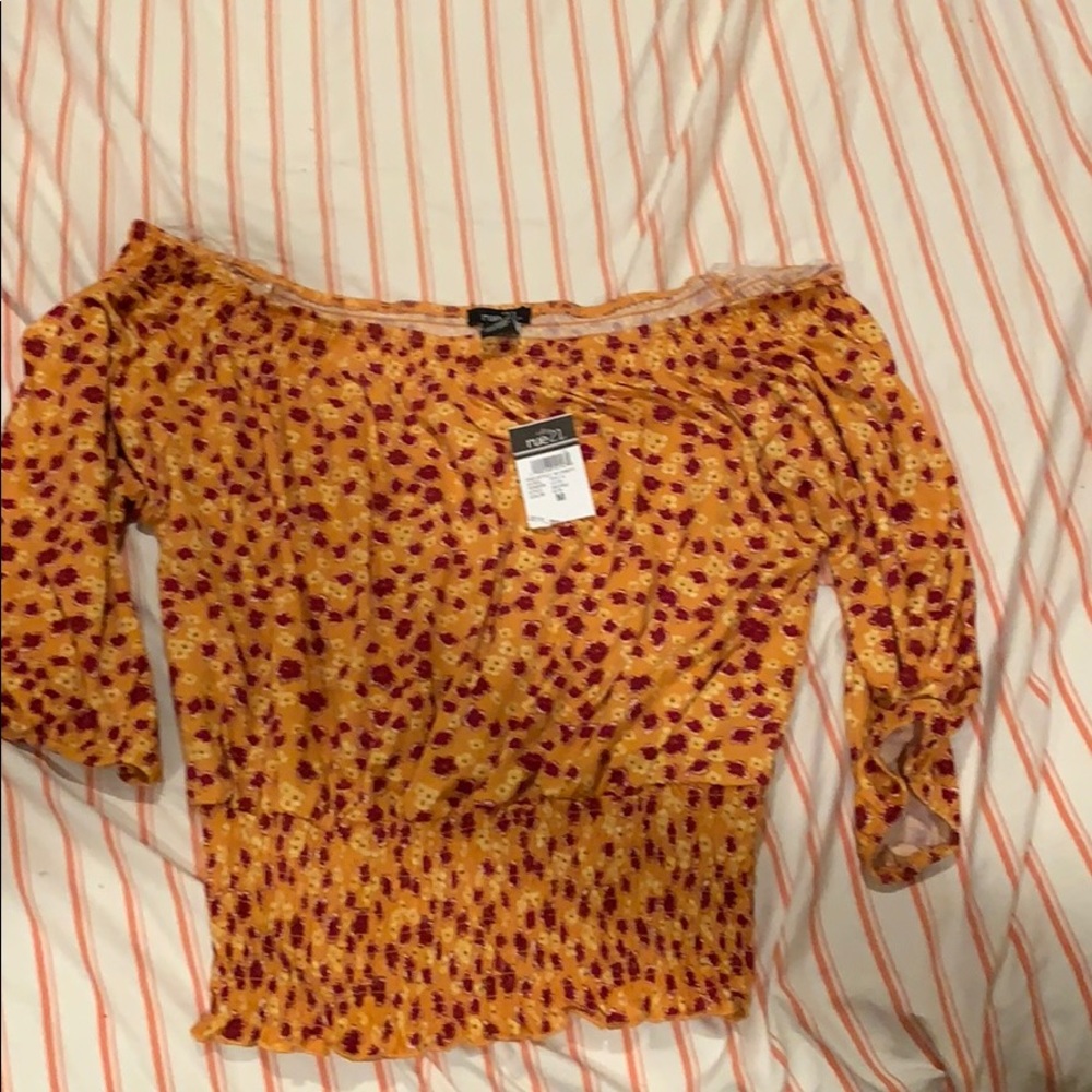 Rue 21 shirt